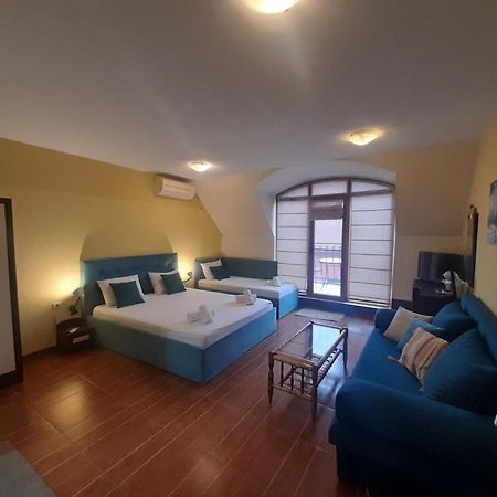 Cosy Apartments And Spectacular Rooms Fotiadis فيليكو ترنوفو المظهر الخارجي الصورة